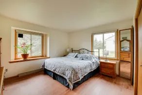 Spacious Ranch Home Oak Creek close to Airport - Image 2