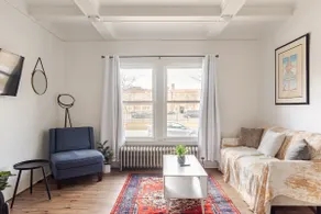 North End Treasure, beautiful 2 bedroom apartment - Image 2