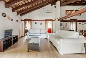 Villa Bornancini, Penthouse 2 Bedrooms 2 Bathrooms - Image 2