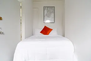 Cozy Brooklyn Bedstuy Brownstone townhouse - Image 4