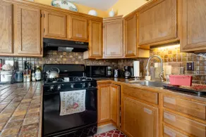 Artist Guest Quarters in Grant Park - Image 5