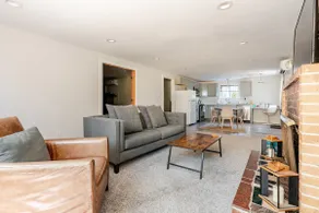 Lower Hangar - a place to lounge - Image 2