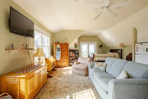 Carriage House on the Neuse River - Image 2