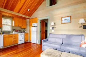Spruce Ledge Boathouse - Image 3