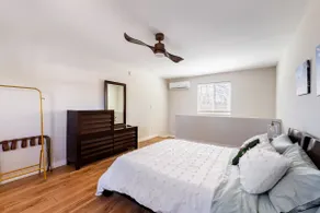 McClure Hobby Farm Guesthouse - Image 4