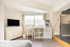1-minute walk from popular Sangenjaya Station, rent one room in an apartment - Image 3