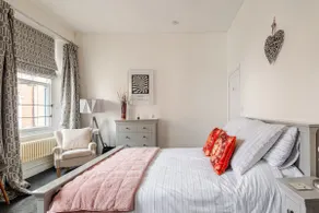 Beautiful apartment in Sleaford - Image 2