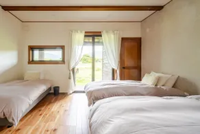 　Limited to one group per day. Private cottage with a superb view of Hakuba. Up to 8 people. Near hot springs and popular spots. - Image 3