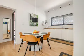 Charming Apartment in Chalandri - Image 2