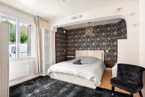 Charming & Comfortable • Close to the urban cable car - Image 2