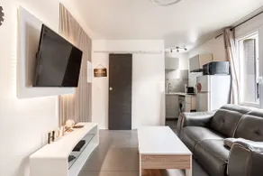 Charming & Comfortable • Close to the urban cable car - Image 5