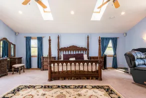 Home in Glen Ellyn - Image 4