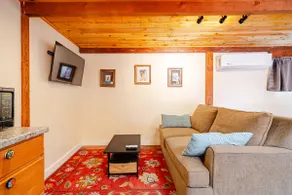 Cozy Casita Private Entry and Courtyard - Image 2