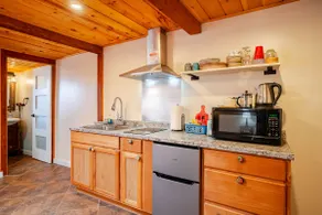 Cozy Casita Private Entry and Courtyard - Image 5