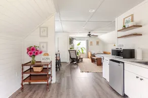 Private Guest House | Near Senoia/Trilith Sleeps 4 - Image 2