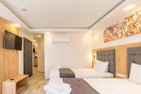 2-Room Suite Walk to Grand Bazaar - Image 3