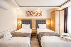 2-Room Suite Walk to Grand Bazaar - Image 2