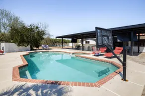 Chillin@Cholla 6 BR 3 masters 12 beds Heated pool - Image 2