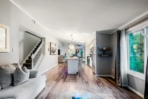 OC Gateway: Modern 4BR/2.5BA home (dog friendly) - Image 5
