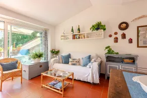 Dreamy spot: pool, garden, near the sea - Image 3