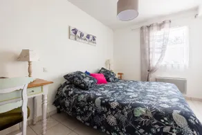 Peaceful haven in Rieupeyroux – wifi & comfort - Image 3