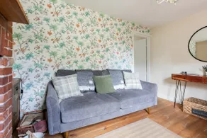 Beautiful village cottage - Image 3