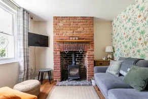 Beautiful village cottage - Image 2