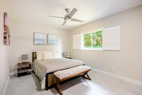 Lush Paradise: Heated Pool, Near Beach, Sleeps 10 - Image 5