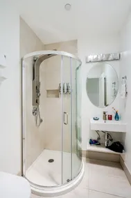 Dimond Abode #1 Modern 2BR/2BA with EV Charger - Image 5