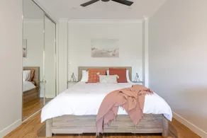 Tranquil Private Studio - Image 3