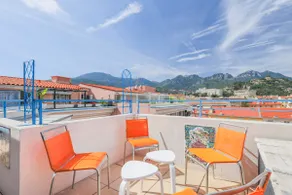 2P - terrace - beach - Image 5