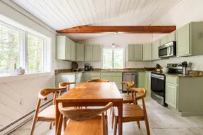 Charming Country Getaway W/ Relaxing Outdoor Space - Image 4