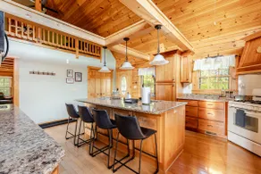 Luxury Mtn Retreat-Private Cabin w/ Stunning Views - Image 5