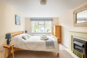 Self contained Annexe with own entrance - Image 5