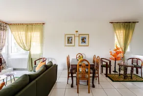 Luxury Chez-Moi - Image 4