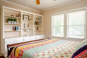 Large 5 BR 7 Beds 2 baths (3 Queen & 4 twin beds) - Image 2