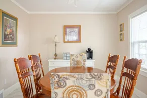 Large 5 BR 7 Beds 2 baths (3 Queen & 4 twin beds) - Image 4