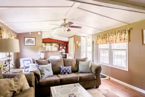 Whole House Hosted By Lisa - Image 3
