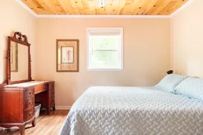 Hemlock hideaway - Image 5