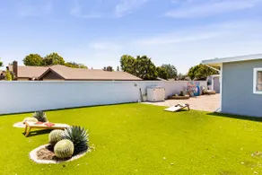 Spacious Home ~ Fenced in Yard, Pets Stay for Free - Image 4