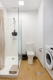 Elegant New Town Studio - Central Base - Image 5