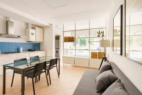 Opera Studio - large studio apartment with parking space - Image 4