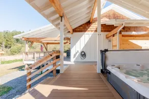 Custom Built Cabin - Image 3