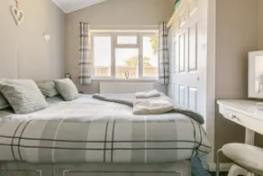 Love Nest (with Lazy Spa) near Deal, Kent - Image 5