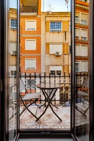 Centrally located apartment in Alicante for 2 people - Image 4