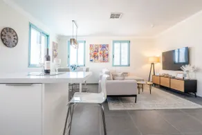 Midrahov Luxury Apartment - Image 3