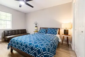 NEW! Renovated 2b2b near Best Austin BBQ - Image 4