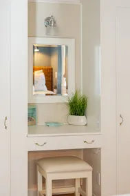 Coastal Themed Beach Getaway Cottage w/ Fireplace* - Image 4