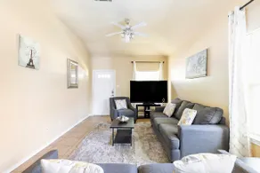 Modern Cozy 3BR2BA Duplex near AT&T Stadium - Image 5