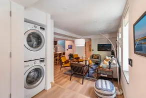 Executive Garden Apartment - Image 5